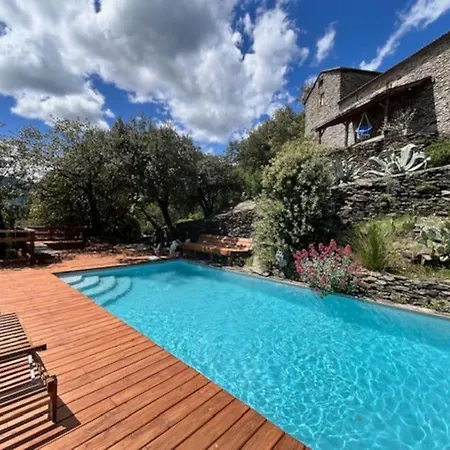 Maison De Charme Avec Piscine Et Jacuzzi Au Dessus De La Riviere Malarce-sur-la-Thines